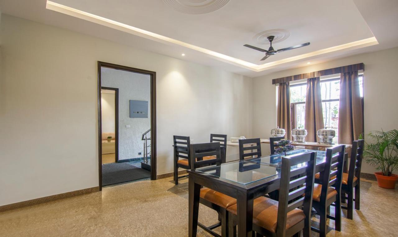 Hotel Treebo Swastika Premium Noida Exterior foto